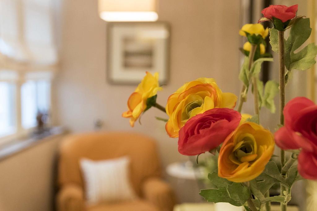 Hostal La Carballinesa サンティアゴ・デ・コンポステーラ エクステリア 写真